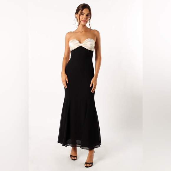 Petal & Pup Dresses & Skirts - Petal & pup Runaway strapless chiffon maxi dress nwot